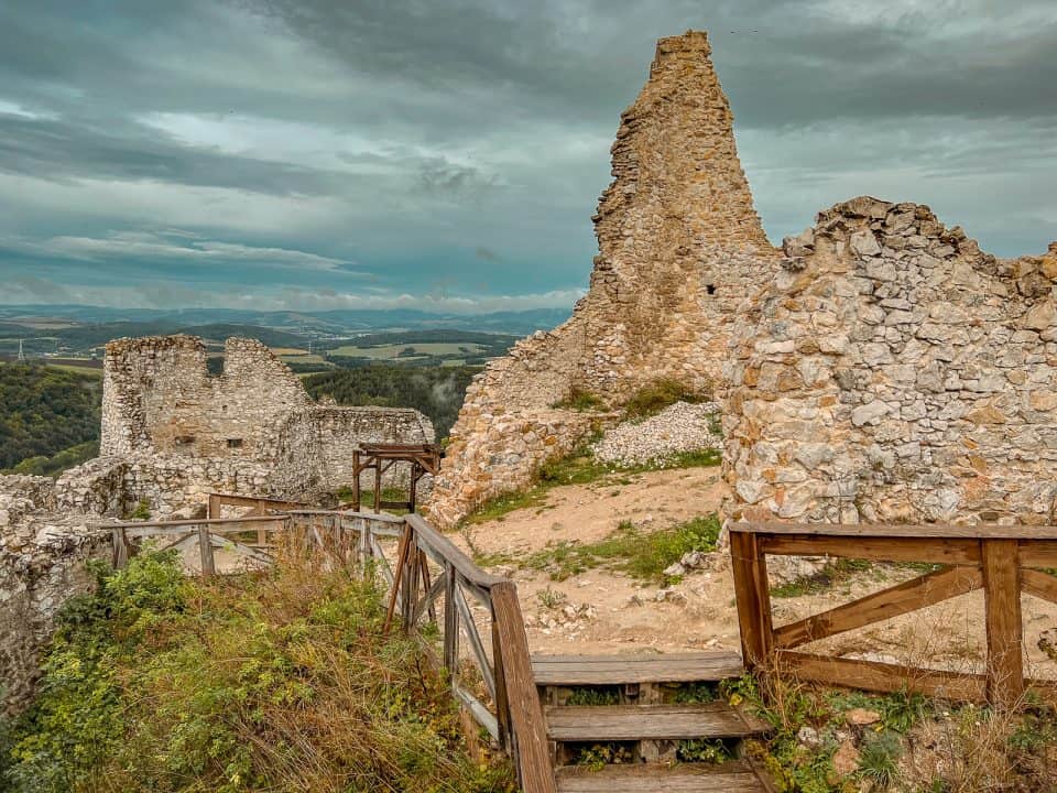 Achtice Castle Visit Elizabeth Bathorys Castle In Slovakia