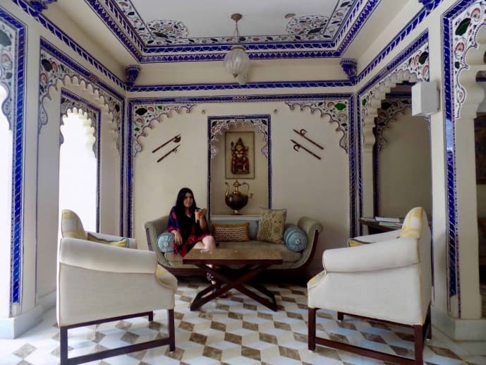 udaipur lake palace interior