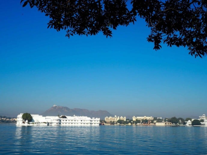 taj lake palace udaipur