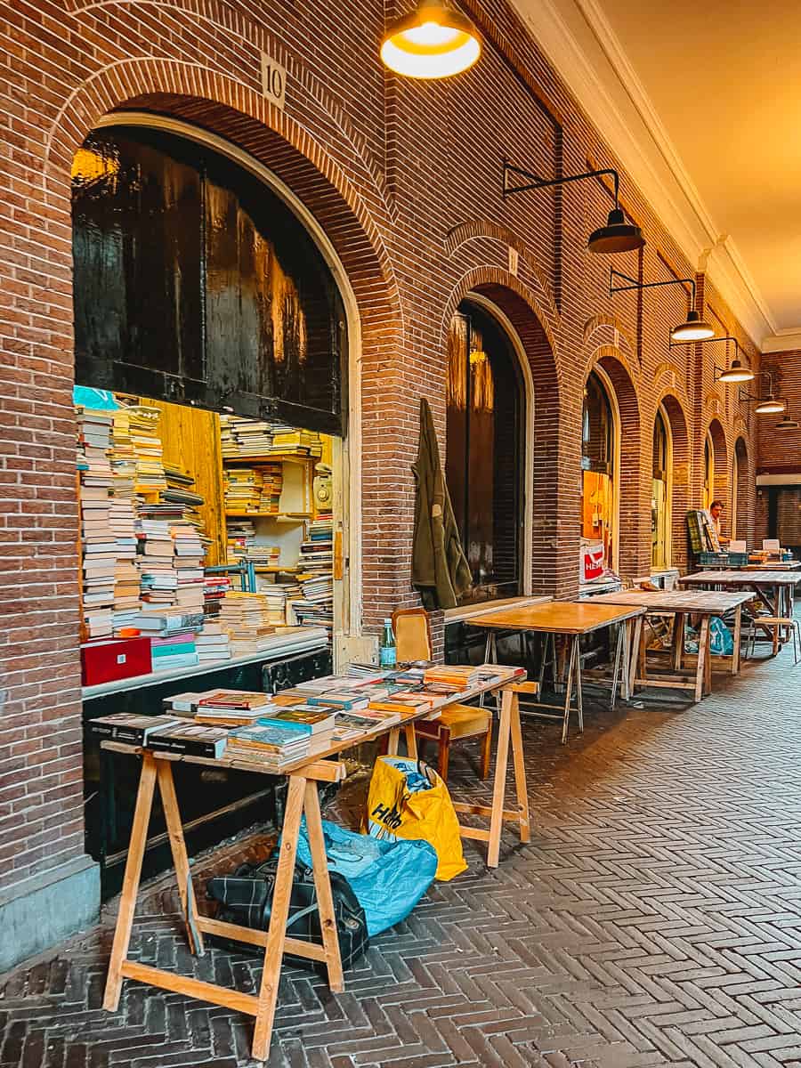  Oudemanhuispoort Bookmarkt Amsterdam