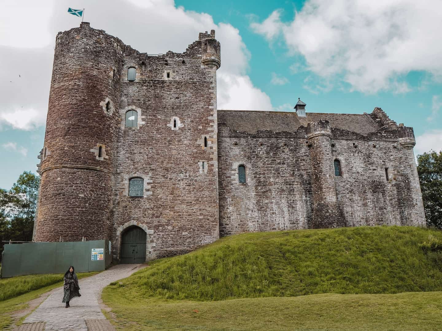 Castle Leoch - 7 Amazing Doune Castle Outlander Locations (2025)!