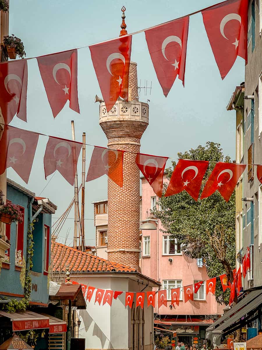 Balat Istanbul Guide (2026) - How to Visit the Colourful Houses! 2 Balat Istanbul
