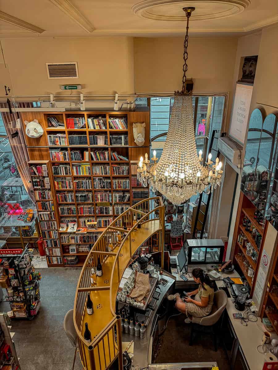 Knjižara Akademija Belgrade Data Status Bookshop