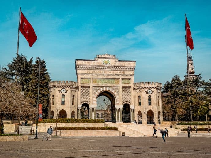 Beyazıt State Library Istanbul - Soup Kitchen to Reading Paradise (2026)! 16 Beyazıt Square Istanbul