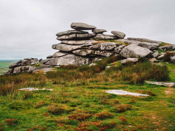 Disused quarry on Bodmin Moor, It was very wild and windy o…