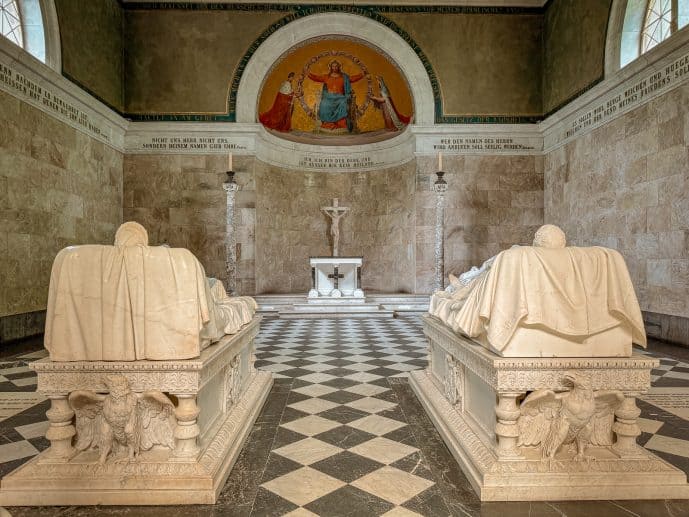 Charlottenburg Palace in Berlin - Visit a Prussian Fairytale (2026)! 36 Charlottenburg Mausoleum