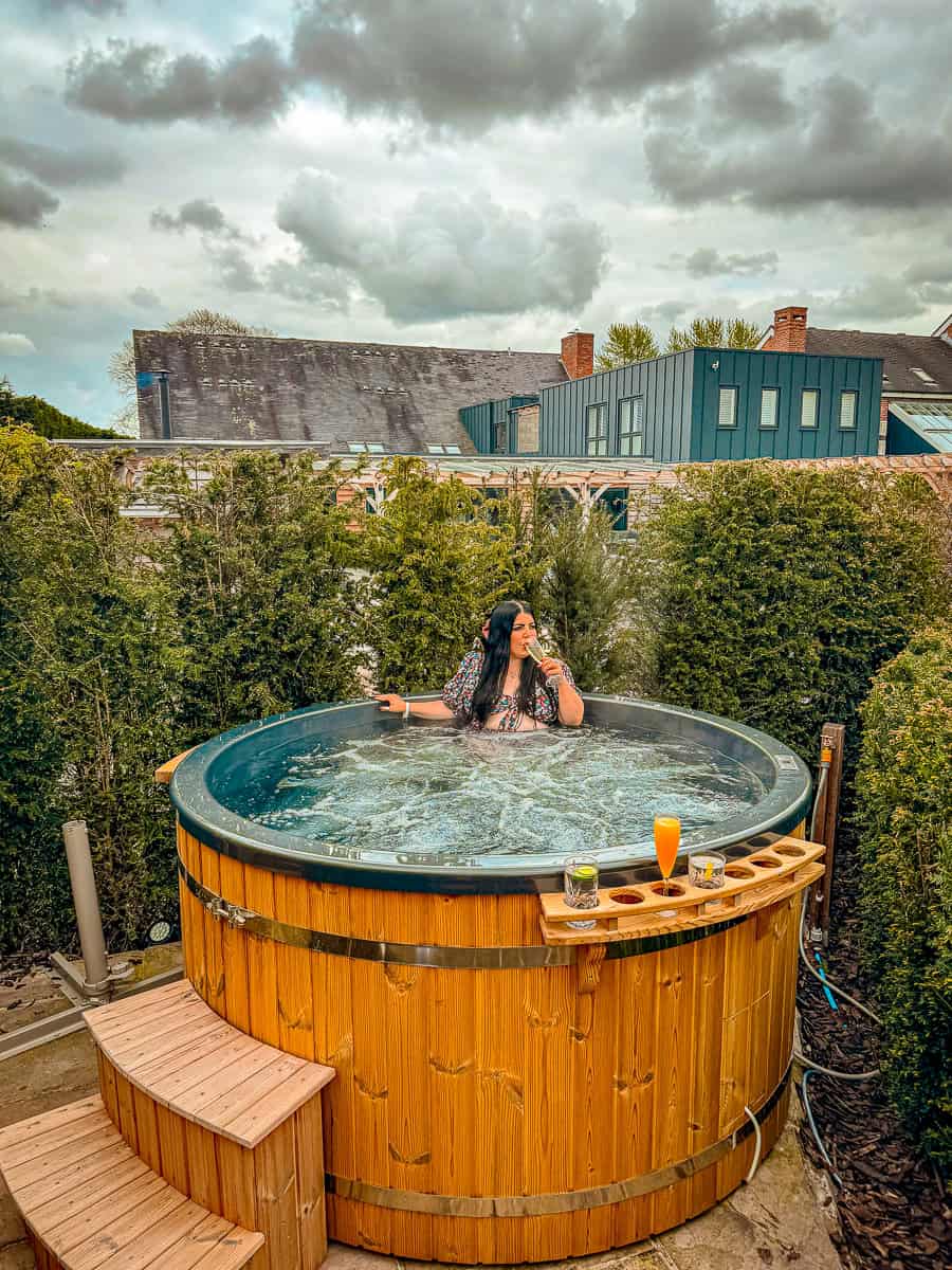 Luxury Cheshire Spa at The Manor House Hotel in Alsager (2026)! 22 Secret Hot Tub experience Spa at the Manor House Hotel Alsager