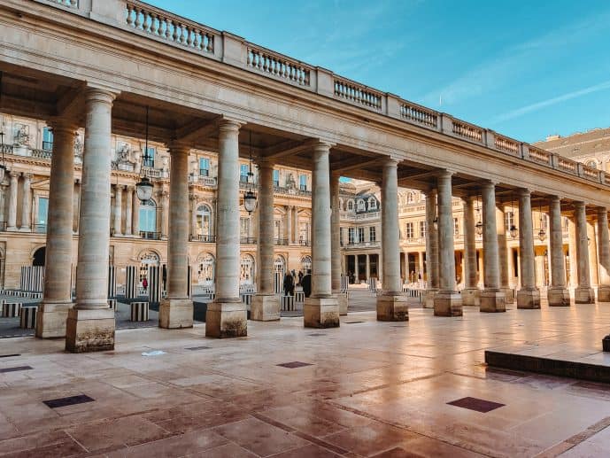 LES COLONNES DE BURENNE : PARIS'S MOST FAMOUS STRIPES — L'île Aux Fées