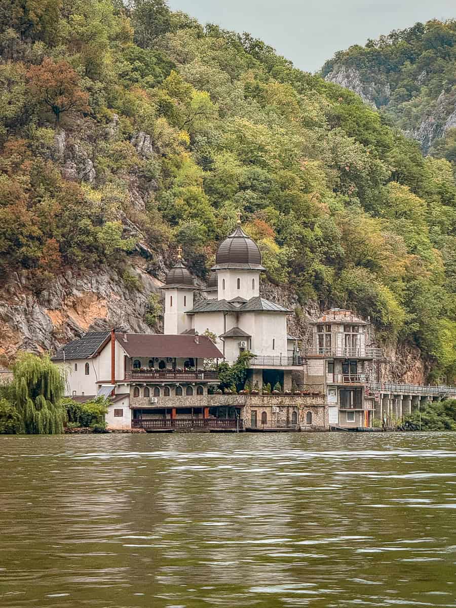 Iron Gate Gorge Boat Ride