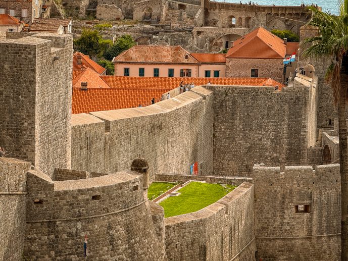 20+ Dubrovnik Game of Thrones Filming Locations You Can Visit (2026)! 31 Dubrovnik Game of Thrones Red Keep Practice Yard