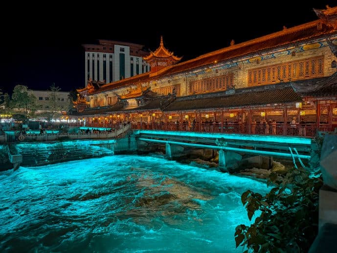 How to visit Dujiangyan Blue Tears China