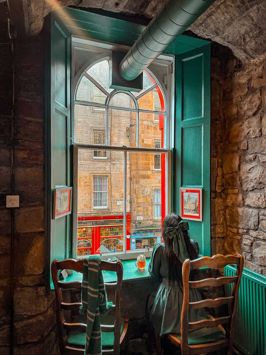 The Elephant House - Visit the Birthplace of Harry Potter in Edinburgh! 10 Visit the Elephant House Birthplace of Harry Potter
