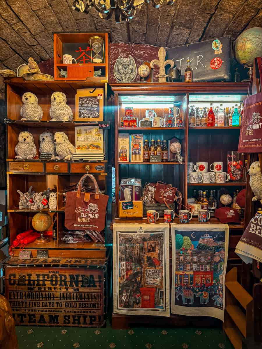 The Elephant House - Visit the Birthplace of Harry Potter in Edinburgh! 16 Visit the Elephant House Birthplace of Harry Potter