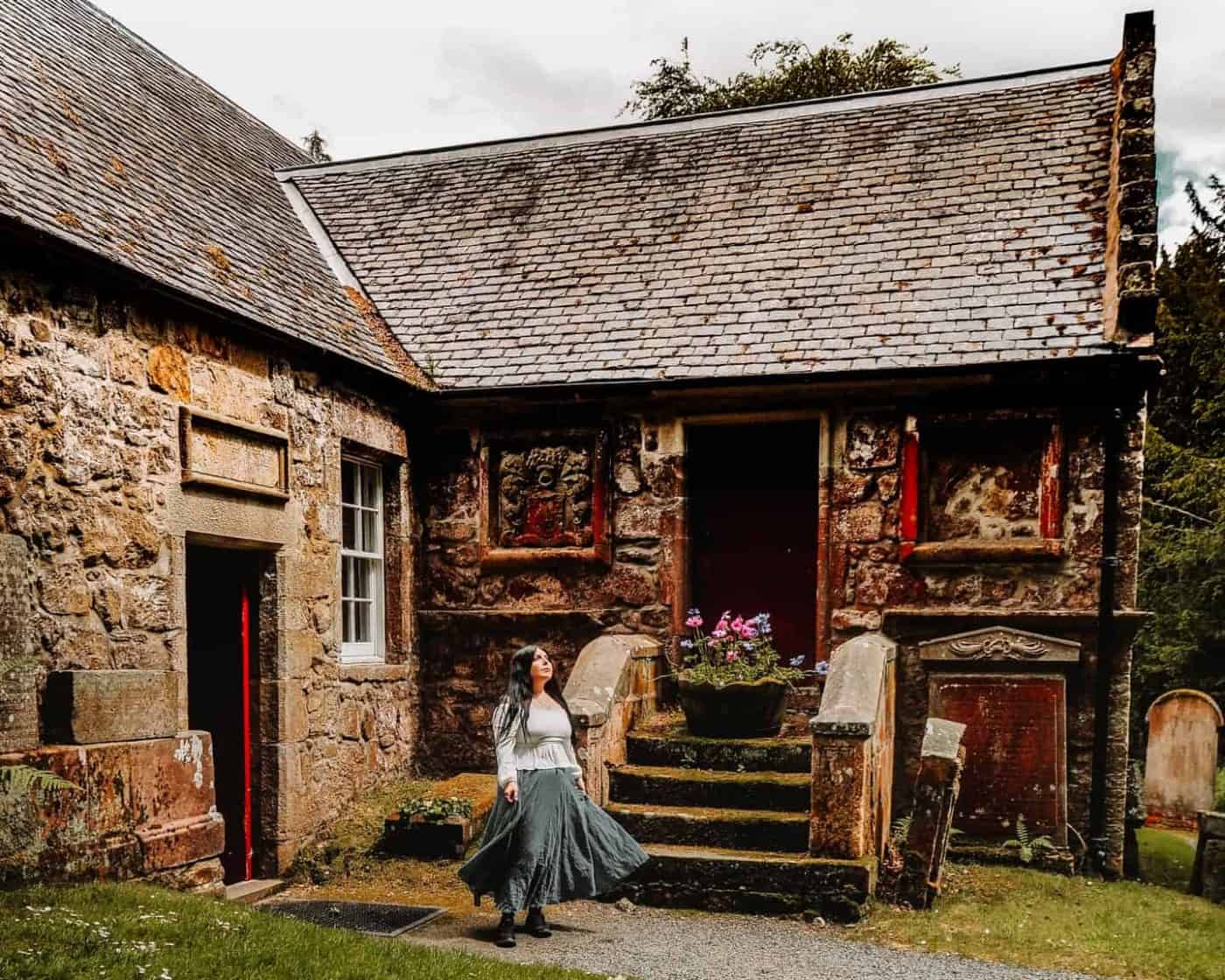 How To Visit Lallybroch From Outlander (2024) Midhope Castle!