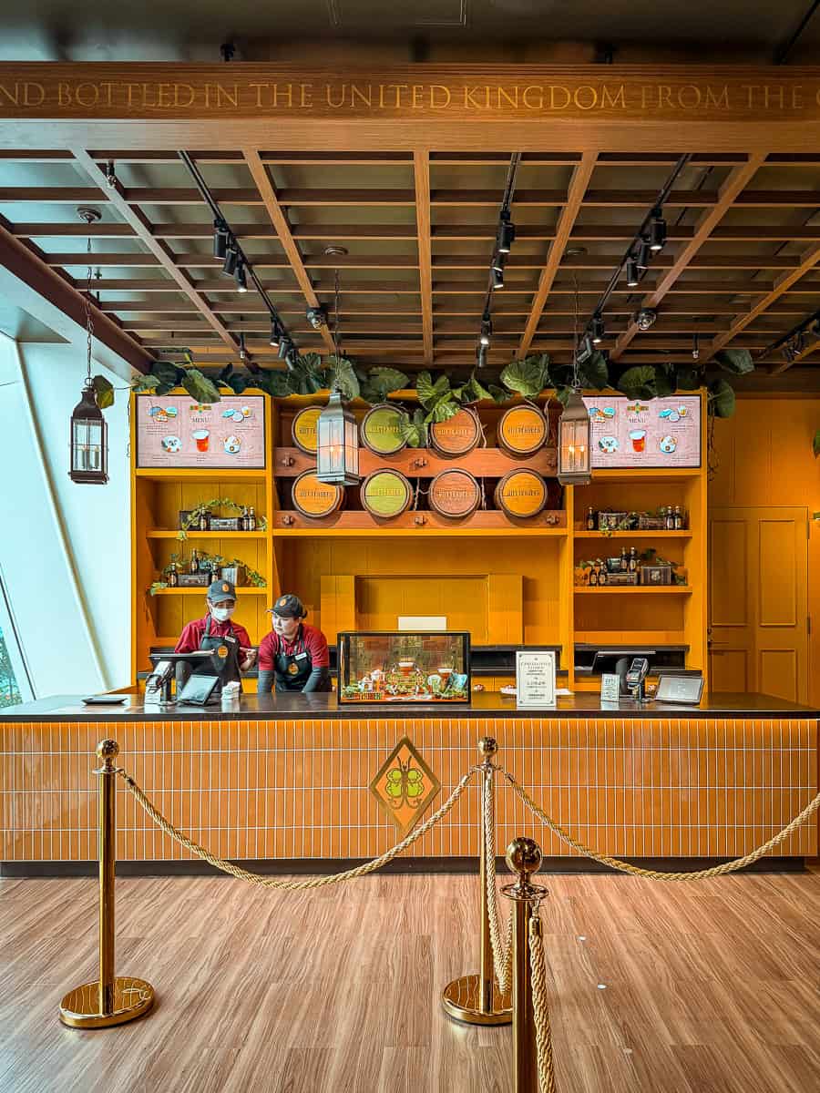 Harajuku Butterbeer Bar in Tokyo - A Muggle’s Magical Guide! 12 Harajuku Butterbeer Bar in Tokyo Worth it