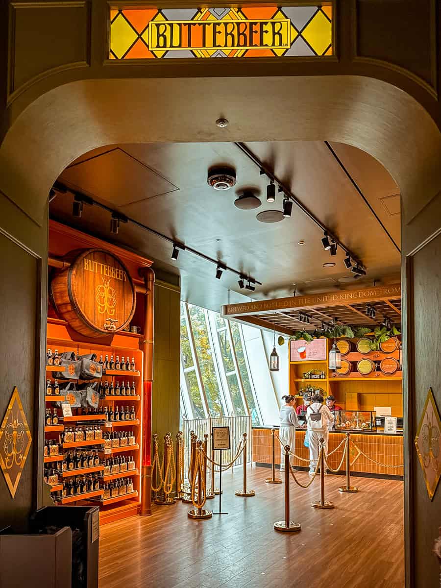 Harajuku Butterbeer Bar in Tokyo - A Muggle’s Magical Guide! 4 Harajuku ButterBeer Bar in Tokyo