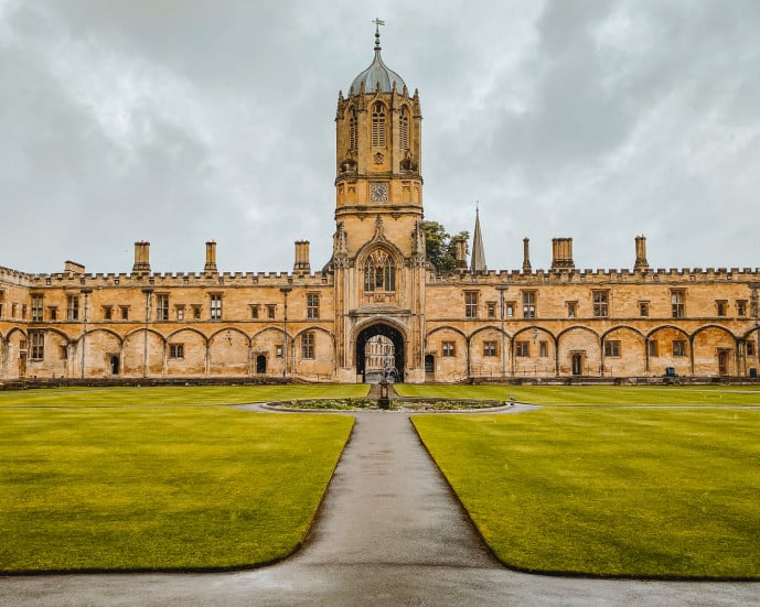 12+ Magical Oxford Harry Potter Locations You Must Visit (2024)!