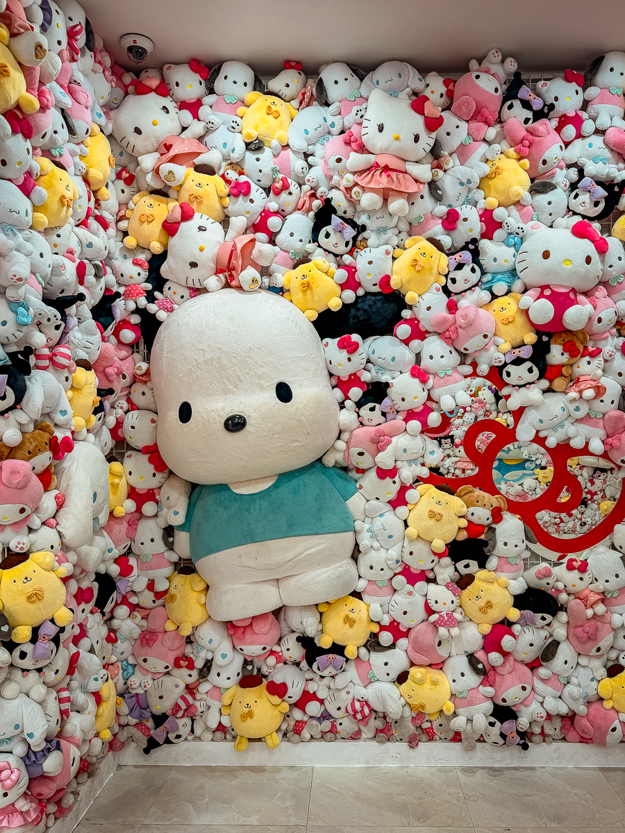 Hello Kitty Island Jeju worth visiting