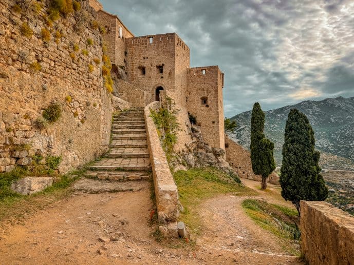 Klis Fortress - Visit the Meereen Game of Thrones Filming Location (2026)! 30 Kliss Fortress Meereen Game of Thrones
