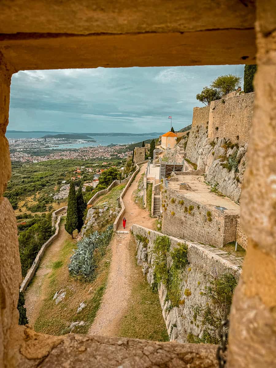 Klis Fortress - Visit the Meereen Game of Thrones Filming Location (2026)! 7 Klis Fortress Game of Thrones