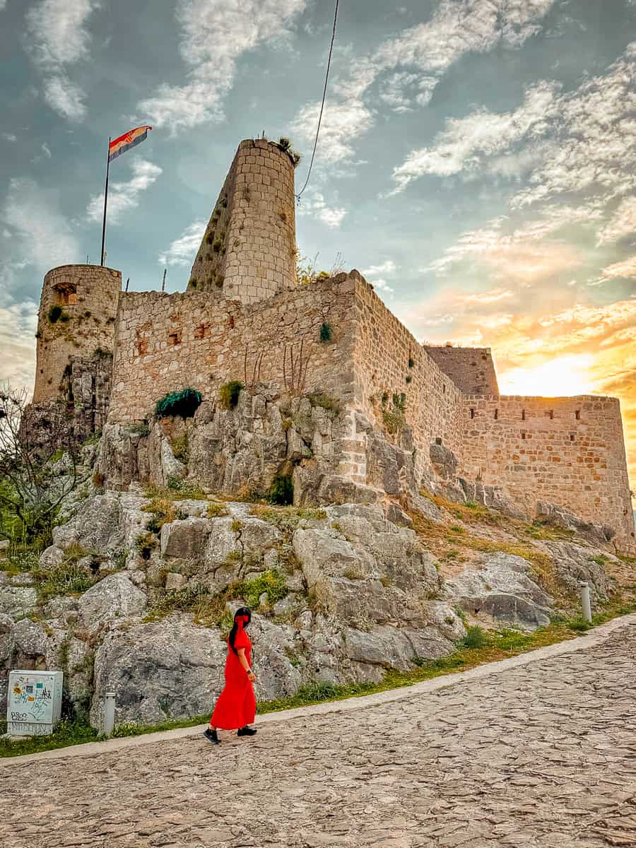 Klis Fortress - Visit the Meereen Game of Thrones Filming Location (2026)! 10 Klis Fortress walk