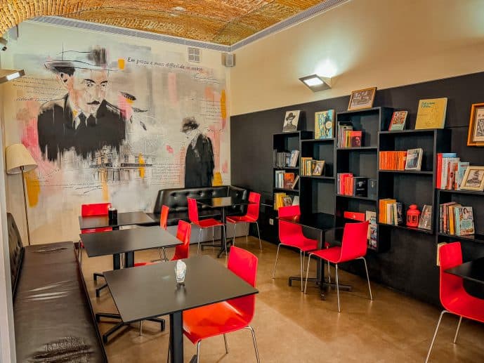 Livraria Bertrand Cafe Fernando Pessoa artwork