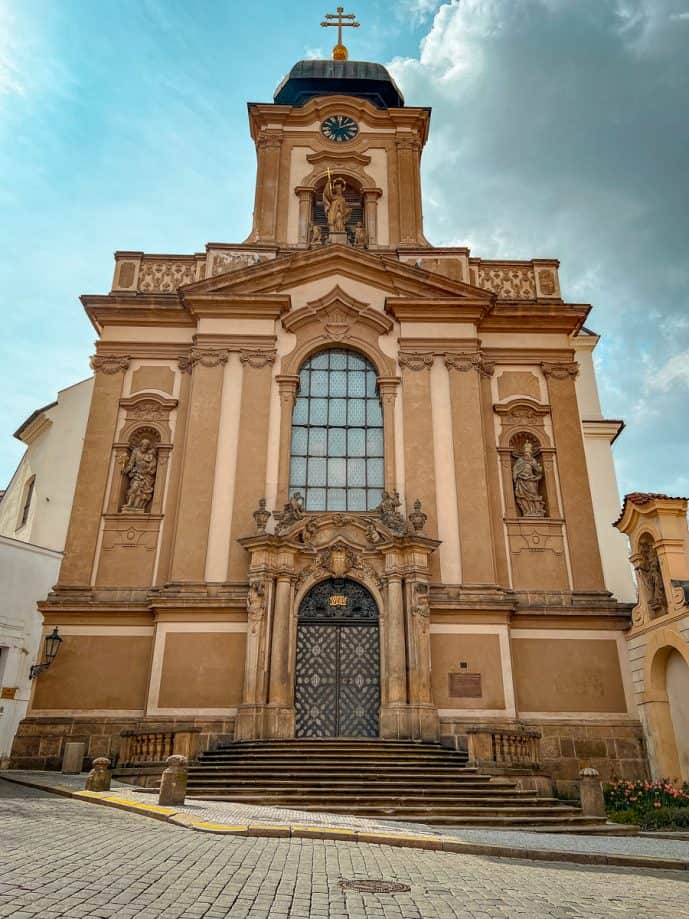 Where is Outlander Filmed? 90+ Magic Outlander Locations You Can Visit in Real Life 2026! 64 Prague Outlander Locations