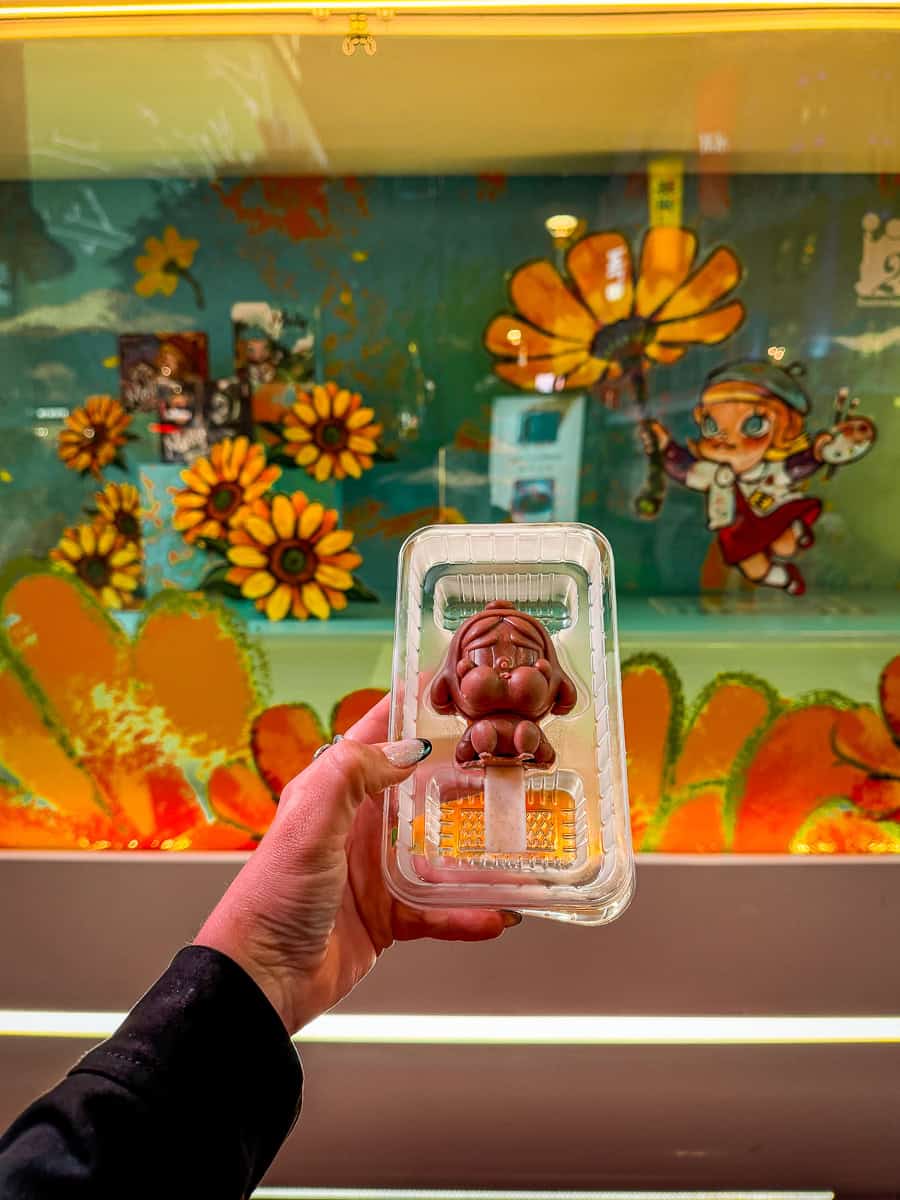 Molly’s Dessert House Shanghai - Visit the Viral Pop Mart Ice Cream Shop! 19 Molly's Dessert House Shanghai