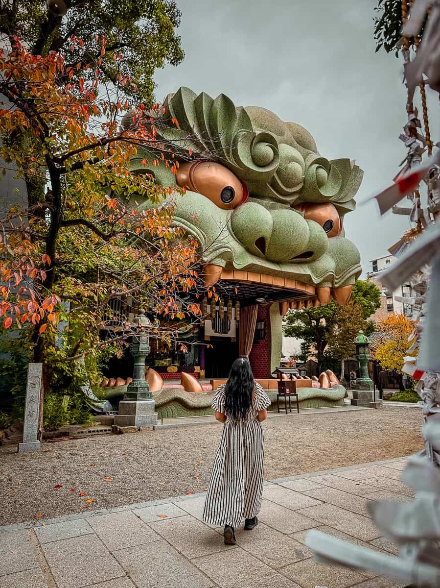 Namba Yasaka Shrine - Visit the Giant Lion Head of Osaka (2026)! 8 Osaka Lion Head Namba Yasaka Shrine