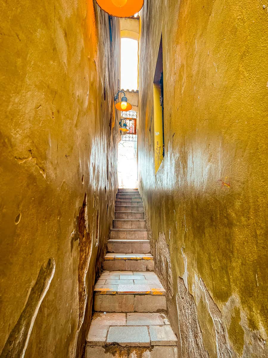 Narrowest Street in Prague