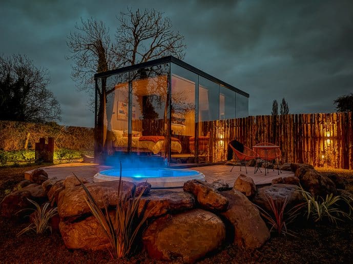 OOD Lough Neagh Mirror Houses