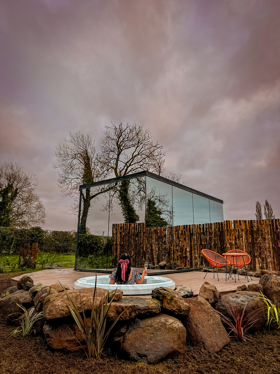 OOD Lough Neagh Mirror Houses