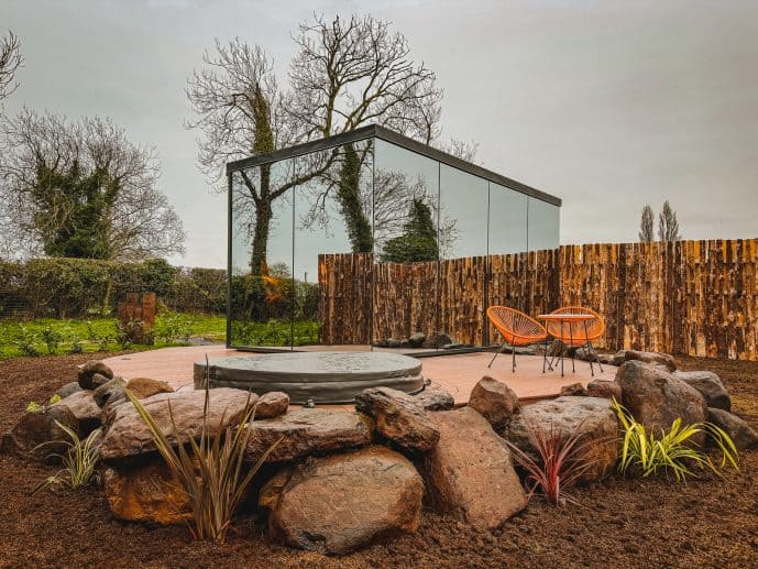 OOD Lough Neagh Mirror Houses