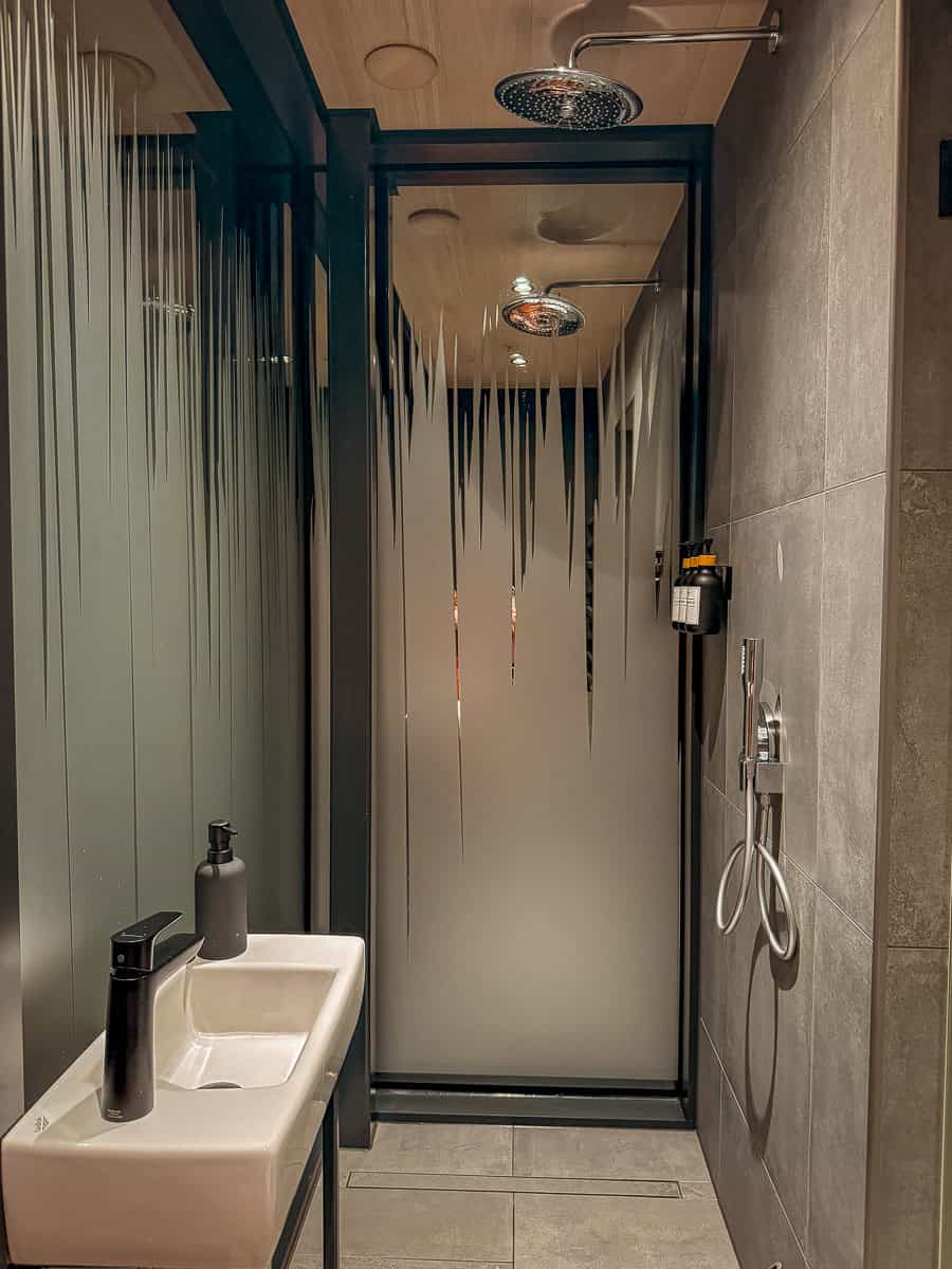 OOD Mirror House Bathroom