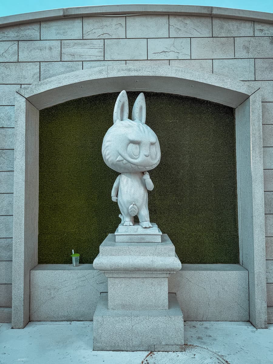 Popland Beijing - How to Visit the Labubu Theme Park in China (2026)! 53 Labubu Statue Popland