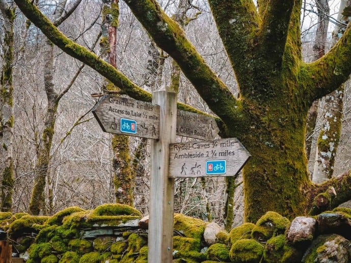 Sign to Rydal Cave White Moss