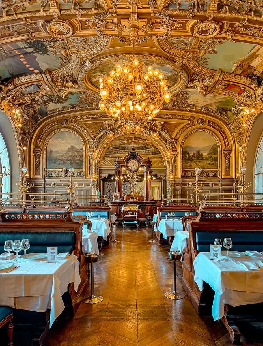 Le Train Bleu Is a Secret Restaurant Inside Bloomingdales in NYC