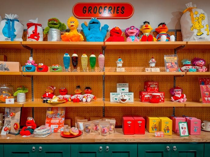 Sesame Street Market, Japan - Visit the World’s First Official Store in Tokyo! 4 Tokyo Sesame Street Market Cafe Worth Visiting