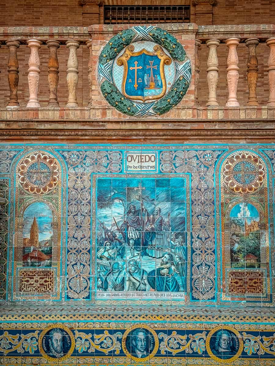 Plaza de España in Seville - Visit Naboo from Star Wars (2026)! 26 Plaza de Espana seville tiles