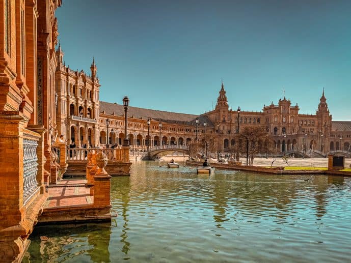 Plaza de España in Seville - Visit Naboo from Star Wars (2026)! 19 Plaza de Espana boat rides
