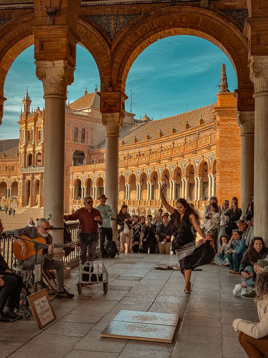 Plaza de España in Seville - Visit Naboo from Star Wars (2026)! 21 Plaza de Espana flamenco show