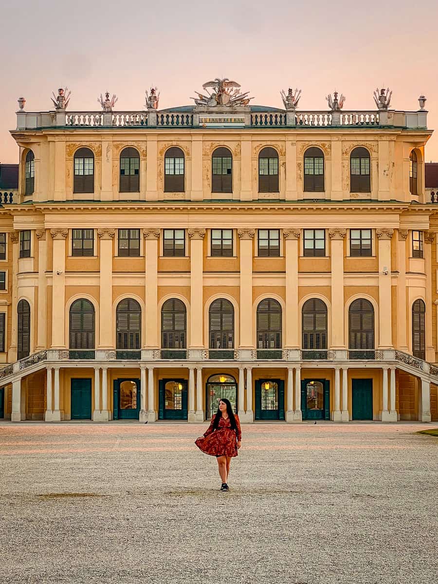 Sisi in Vienna Schönbrunn Palace