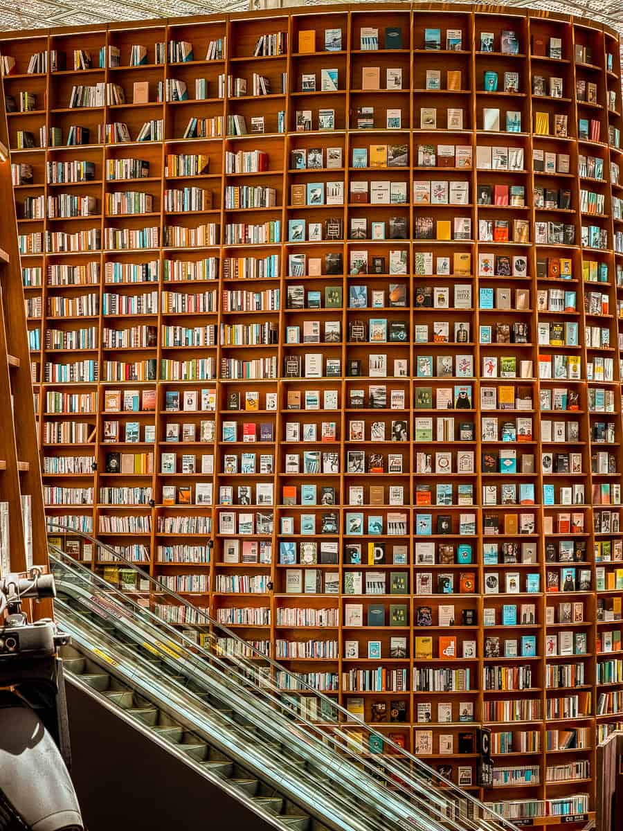 Starfield Library in Seoul Worth Visiting