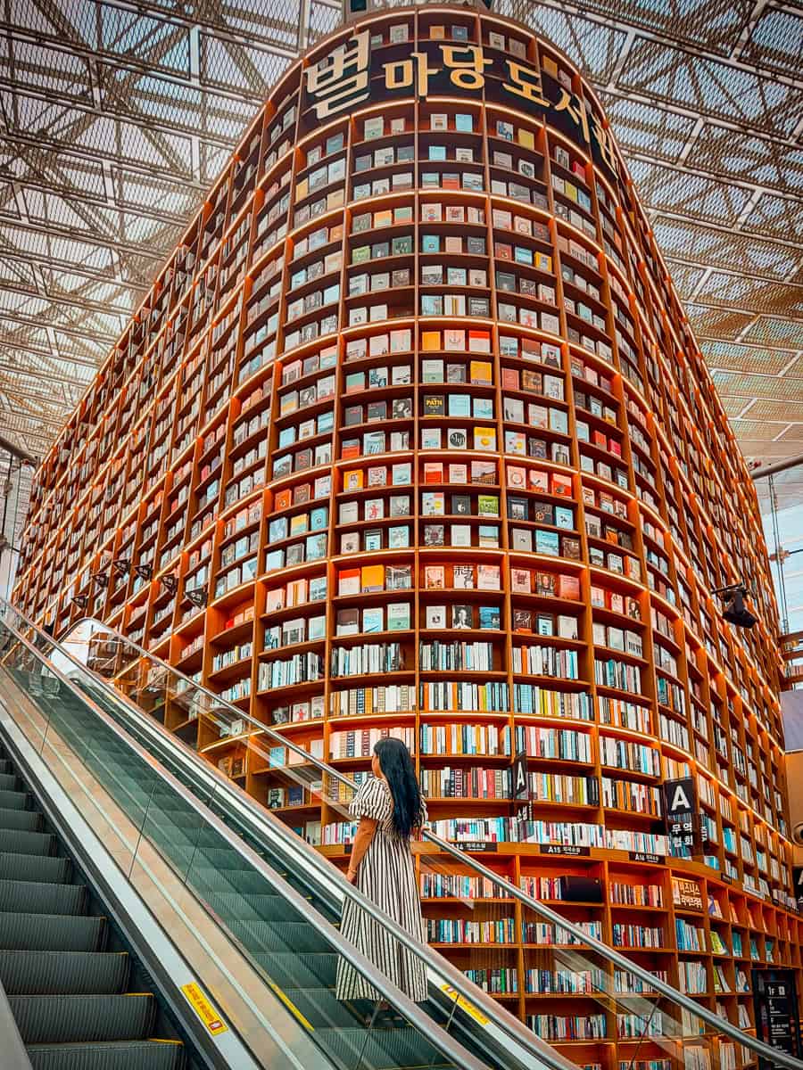 Starfield Library in Seoul Worth Visiting