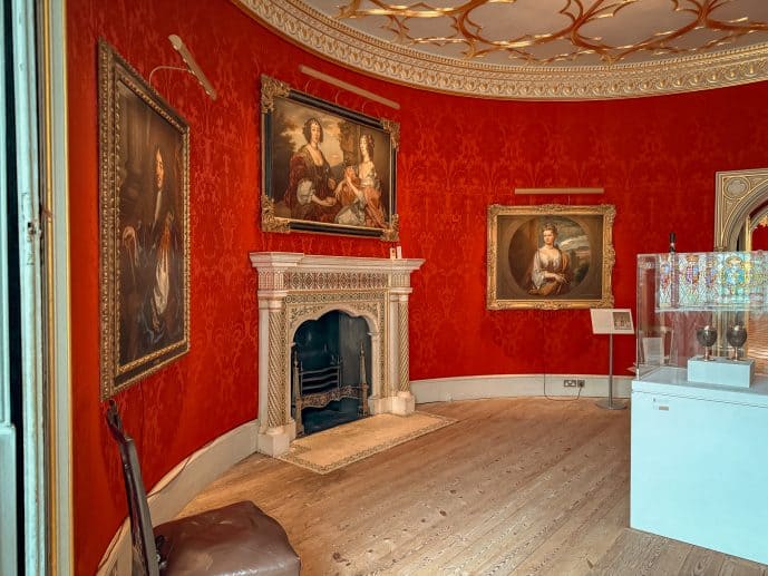 Strawberry Hill House - Visit Horace Walpole’s Little Gothic Castle (2026)! 4 Strawberry Hill House Oval Chamber