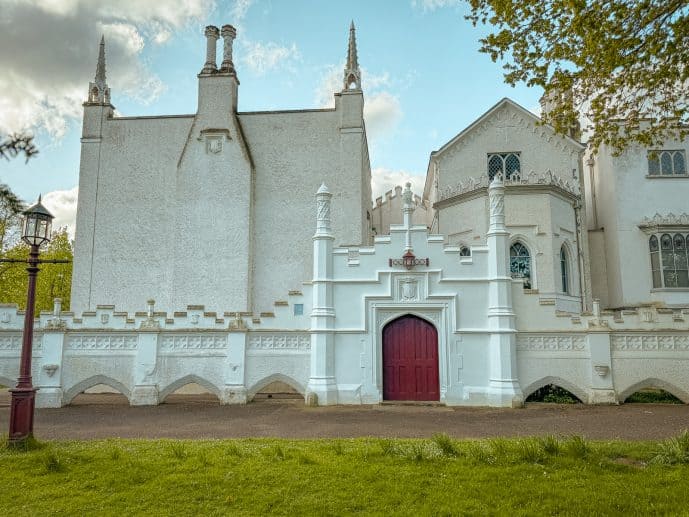 Strawberry Hill House - Visit Horace Walpole’s Little Gothic Castle (2026)! 37 Strawberry Hill House