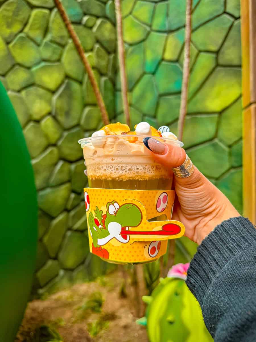 Yoshi's Snack Island hot apple tea