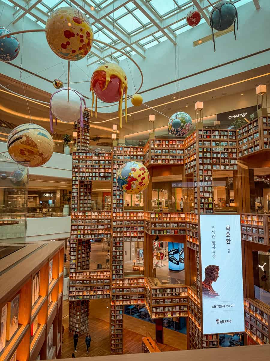 Suwon Starfield Library - Is it Worth Visiting in South Korea? 10 Starfield Suwon Library Worth it