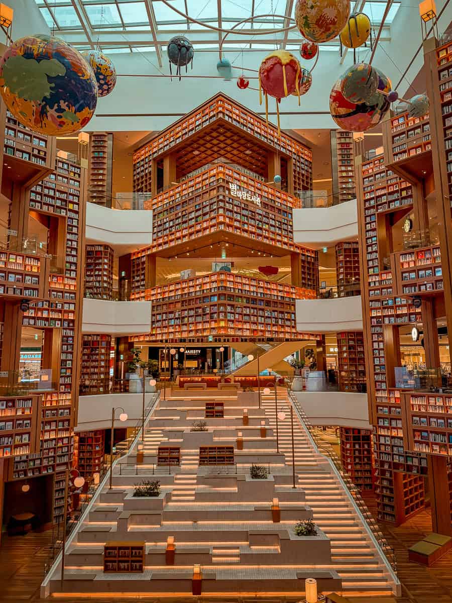 Suwon Starfield Library - Is it Worth Visiting in South Korea? 14 Starfield Suwon Library Worth it