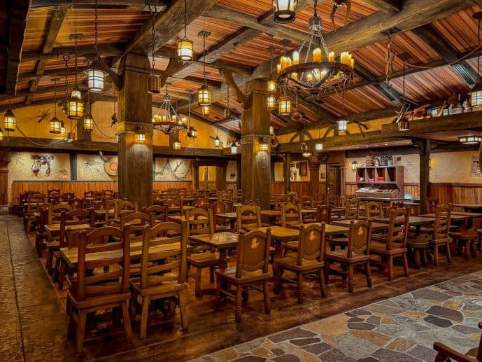The Snuggly Duckling Tangled Restaurant Tokyo DisneySea
